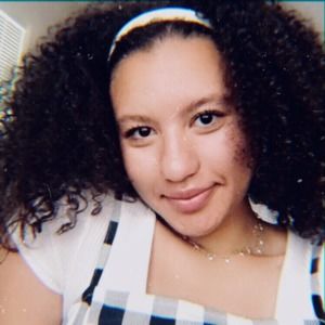 Meet your Posher, Xitlali